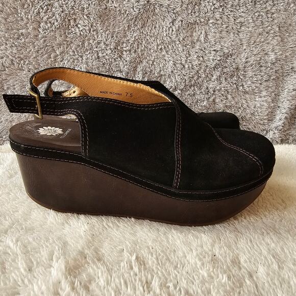 Yellow Box Women's Bardene Platform Wedge Leather Slingback Mules Size 7.5 Black - Picture 3 of 5